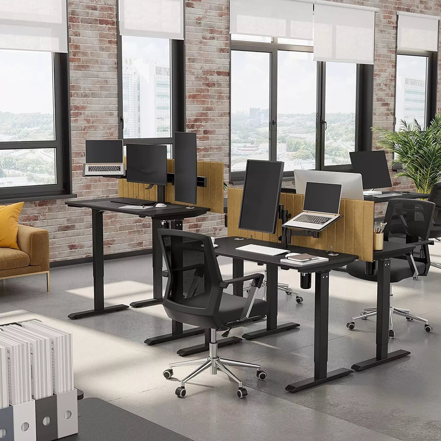 In And OutdoorMatch Elektrisch zit-sta bureau Anđelo - Hoogte verstelbaar 73-114cm - Industrieel - 100kg draagvermogen - 70x140cm Desk