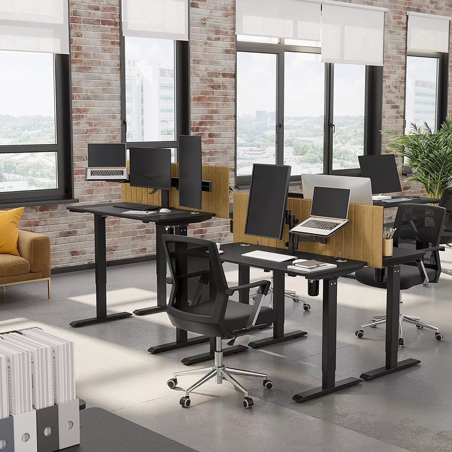 In And OutdoorMatch Elektrisch zit-sta bureau Anđelo - Hoogte verstelbaar 73-114cm - Industrieel - 100kg draagvermogen - 70x140cm Desk